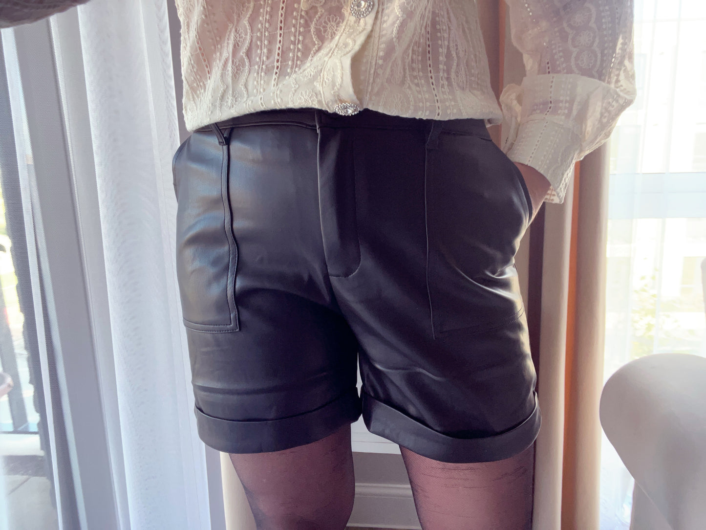 Faux leather shorts BLACK ♡