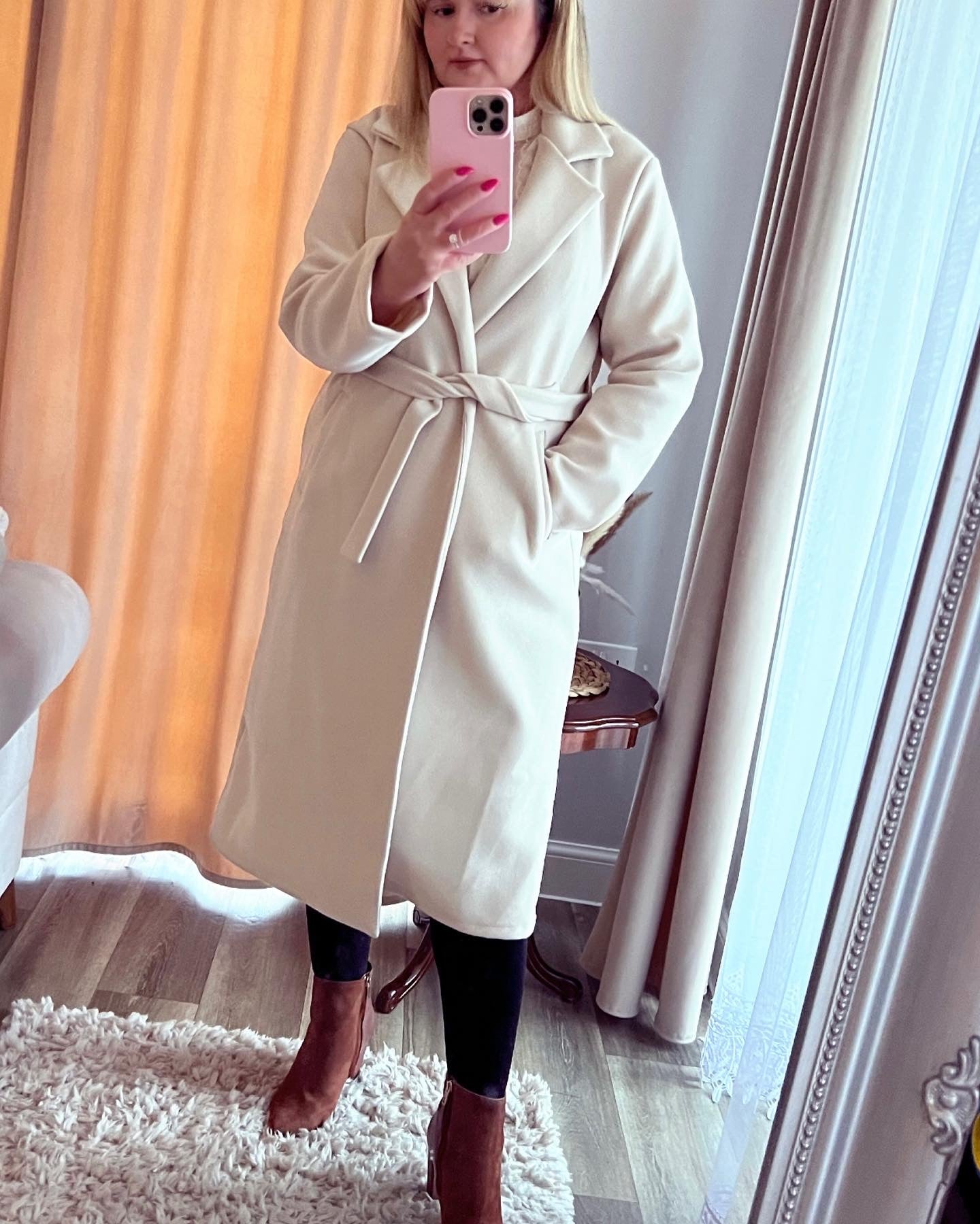 Wool coat in BEIGE ♡